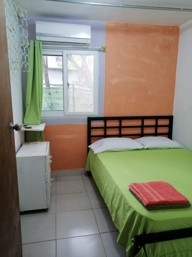 Taca Tucan Hostel Playa Blanca  Exteriör bild
