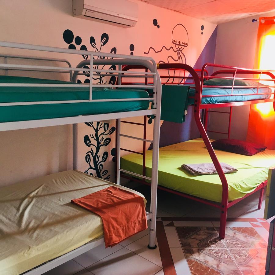 Taca Tucan Hostel Playa Blanca  Exteriör bild